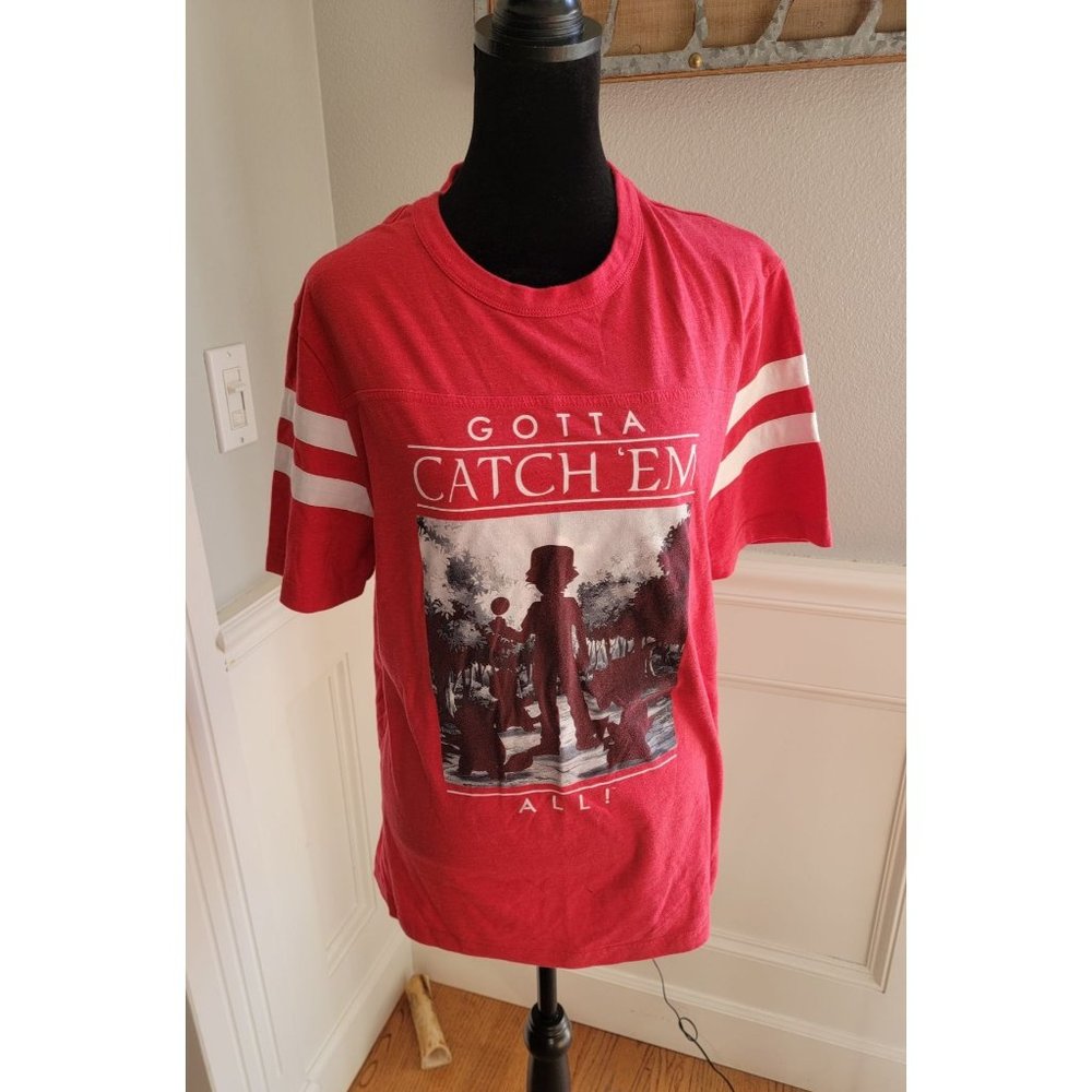 Pokemon tshirt, Large